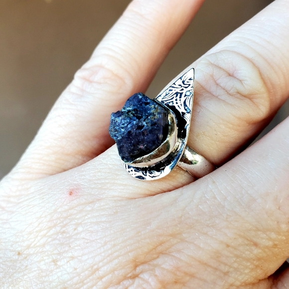 New Raw Iolite 925 Silver Ring. - Picture 12 of 12